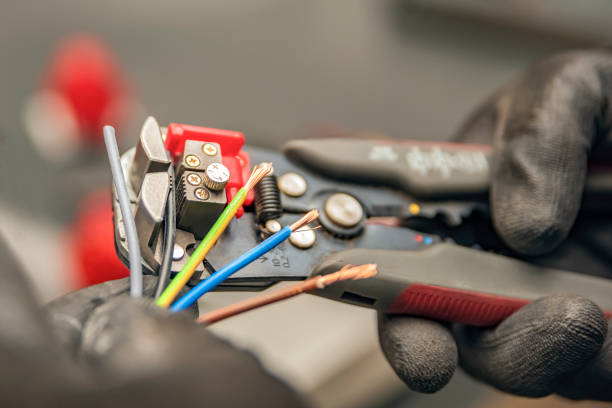 Best Electrician Near Me  in Centerville, PA
